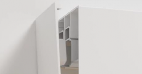 Færdigmonteret dør